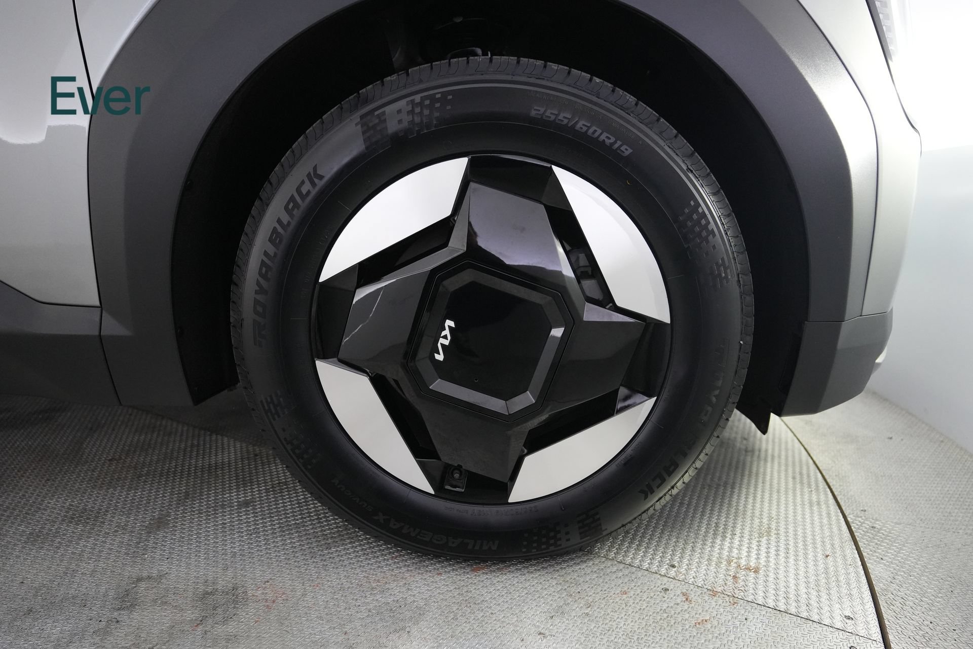 Used 2024 Kia EV9 Light Long Range RWD image 20