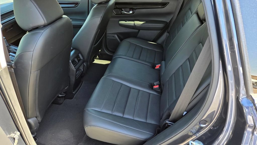 Used 2025 Honda CR-V EX-L image 11