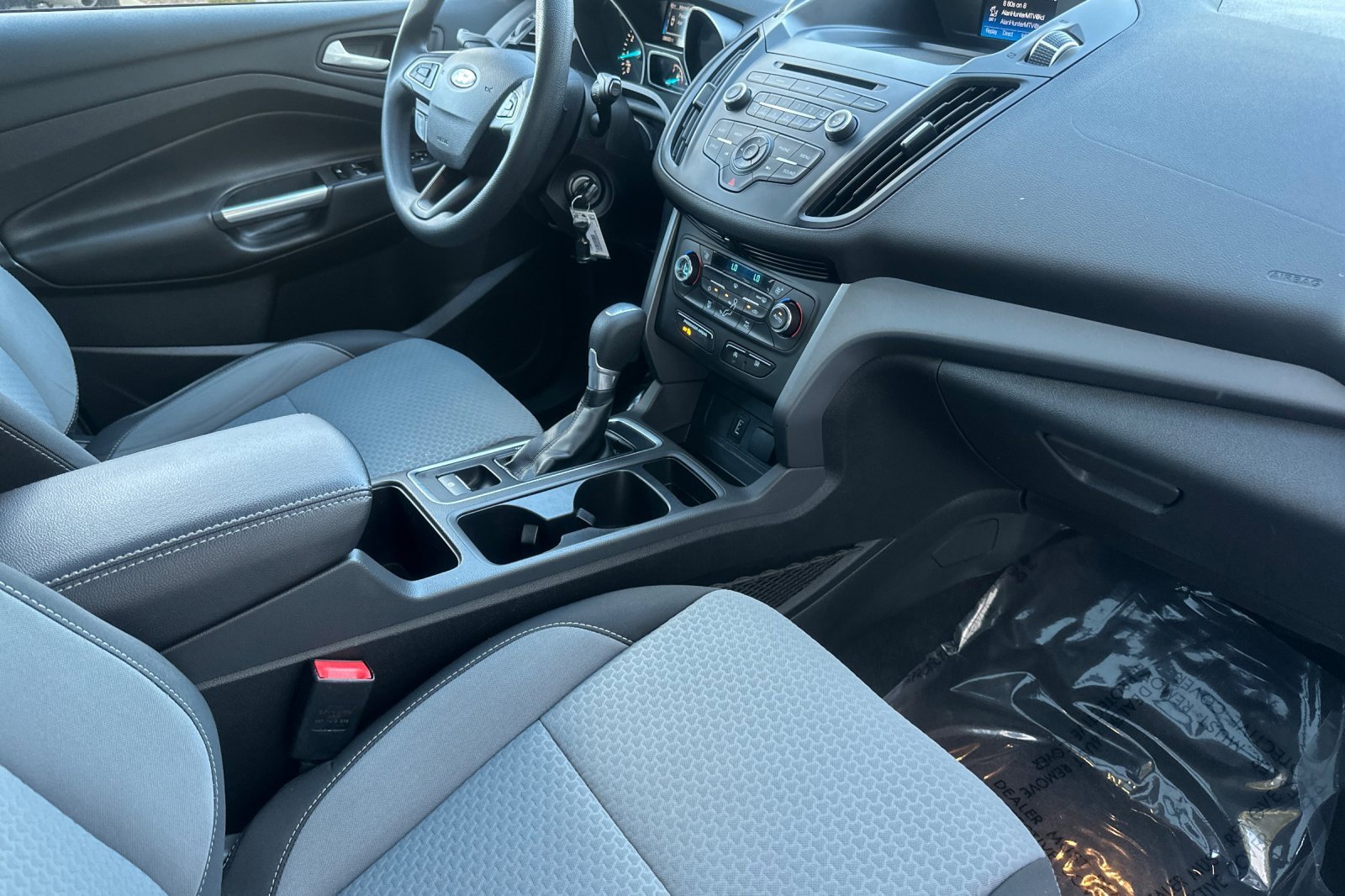 Used 2017 Ford Escape SE image 17