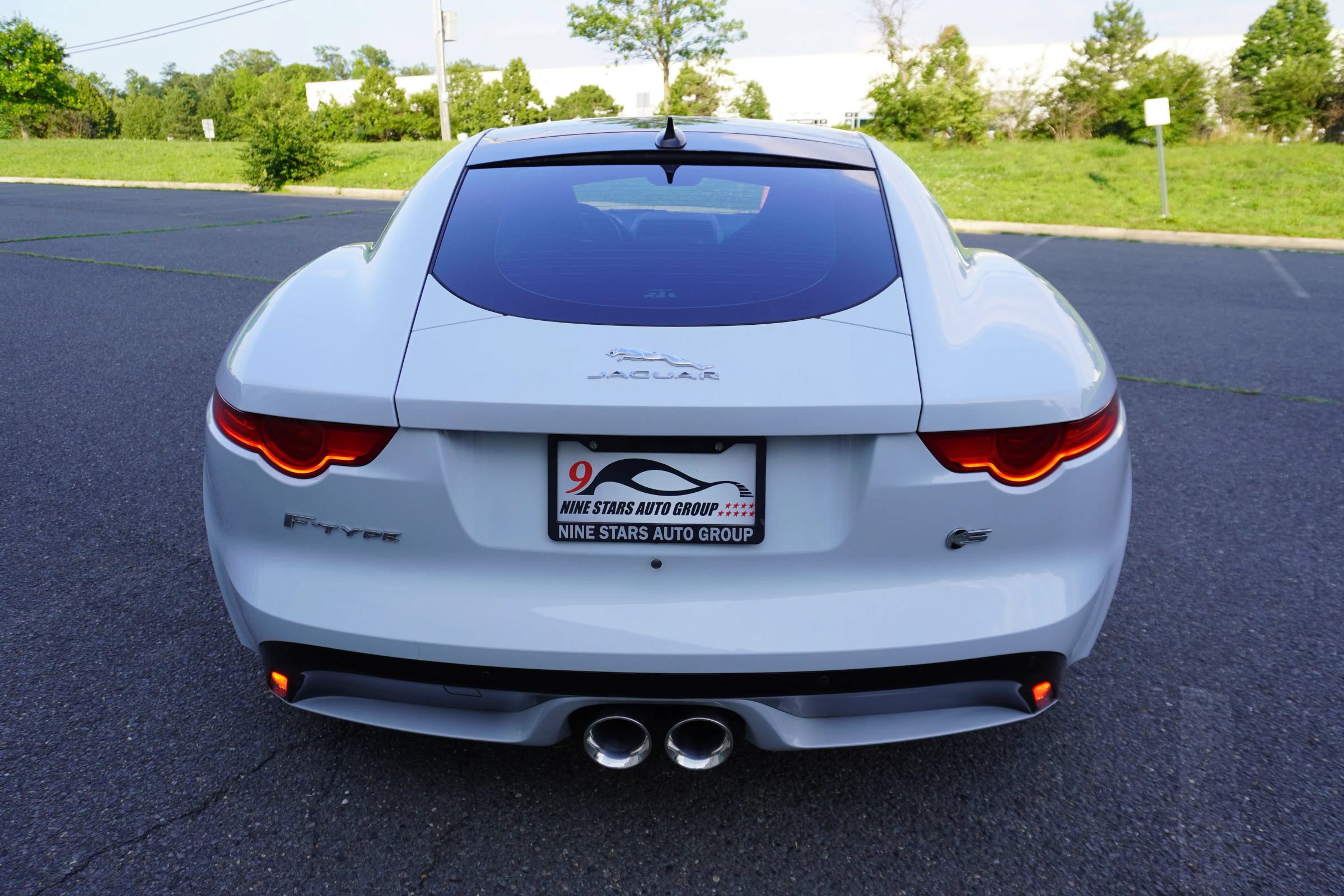 Used 2017 Jaguar F-TYPE S British Design Edition RWD image 6