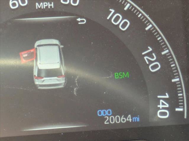 Used 2020 Toyota RAV4 Limited image 10