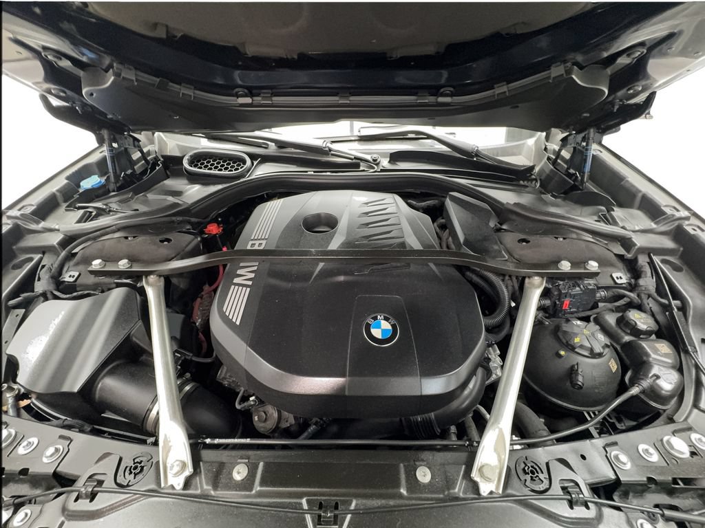 Used 2024 BMW 740i RWD image 19