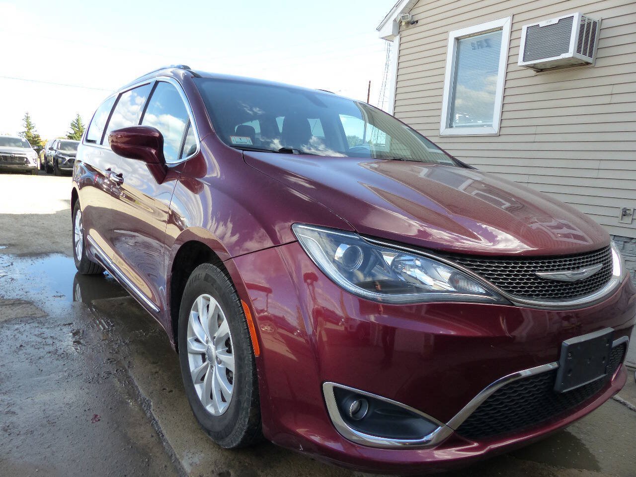 Used 2018 Chrysler Pacifica Touring-L Plus