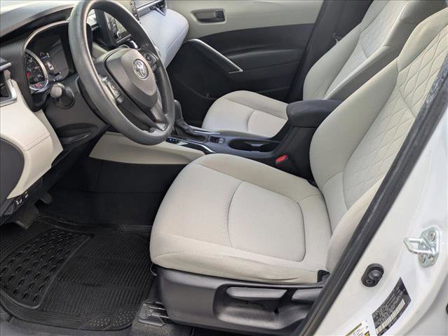 Used 2022 Toyota Corolla Cross L AWD/4WD image 14