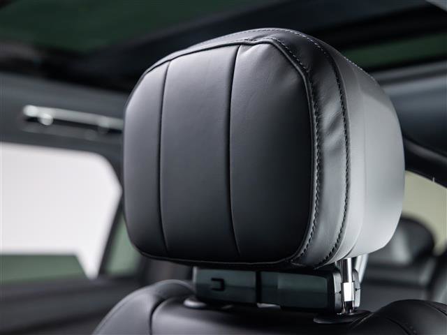 Used 2025 Land Rover Range Rover Sport Dynamic SE image 14