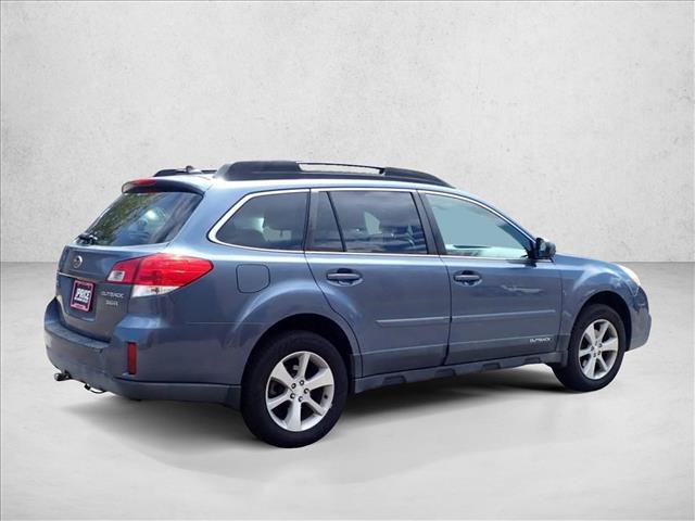 Used 2013 Subaru Outback 3.6R Limited AWD/4WD image 9