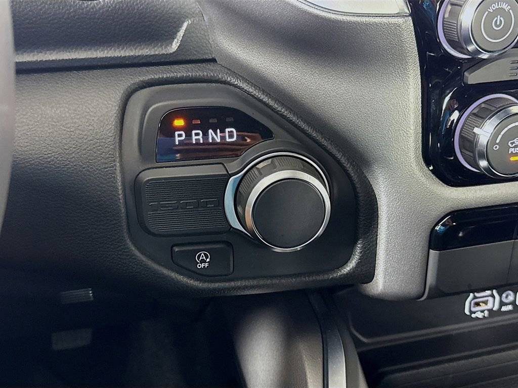 Used 2025 RAM 1500 Lone Star image 16