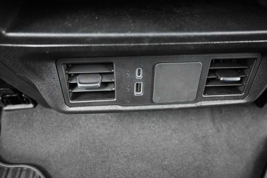 Used 2026 Chevrolet Silverado 1500 Custom w/ LPO, Dark Essentials Package AWD/4WD image 16