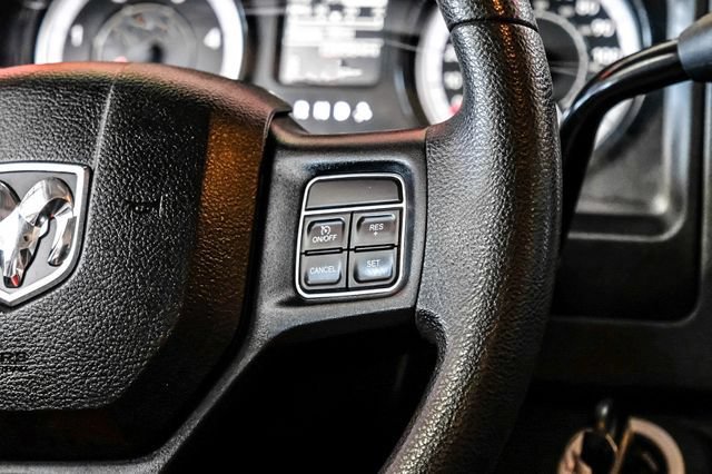 Used 2018 RAM 2500 SLT w/ Cold Weather Group AWD/4WD image 17