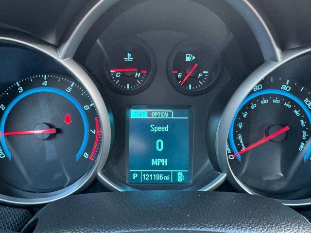 Used 2015 Chevrolet Cruze LT image 12