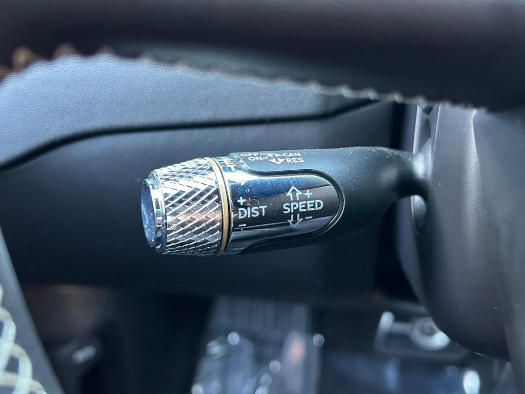 Used 2021 Bentley Flying Spur V8 image 52