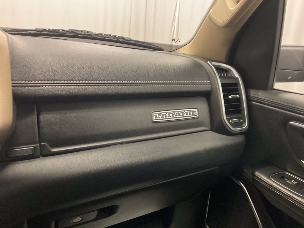 Used 2019 RAM 1500 Laramie AWD/4WD image 30