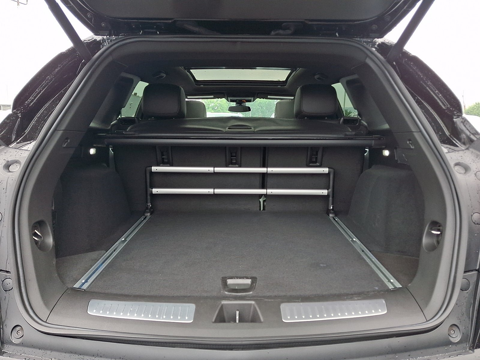 Certified 2024 Cadillac XT5 Premium Luxury w/ LPO, Floor Liner Package AWD/4WD image 24