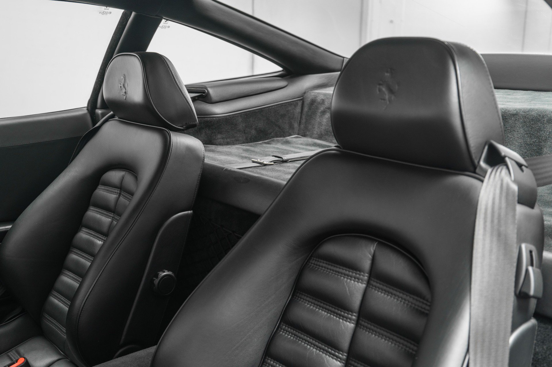 Used 1998 Ferrari 550 Maranello Coupe RWD image 24