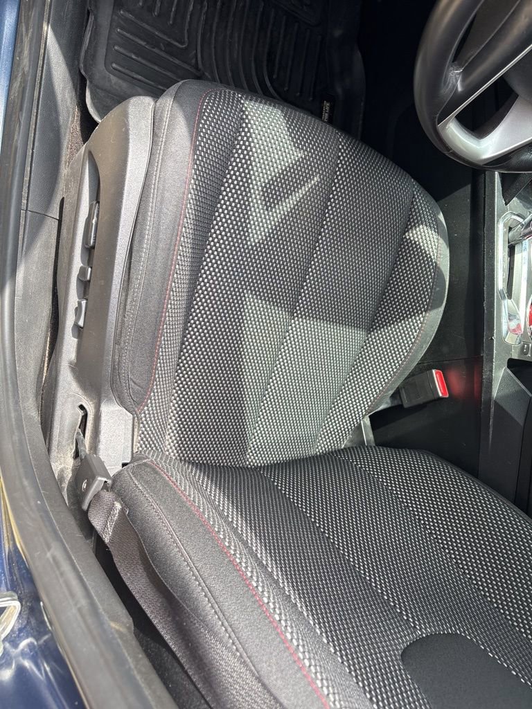 Used 2016 Chevrolet Equinox LT w/ Convenience Package image 10