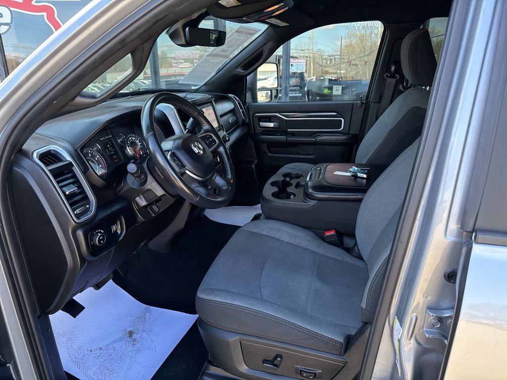 Used 2024 RAM 3500 Big Horn image 22