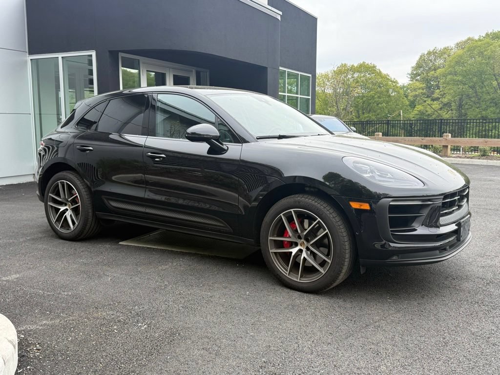Used 2023 Porsche Macan S AWD/4WD image 10