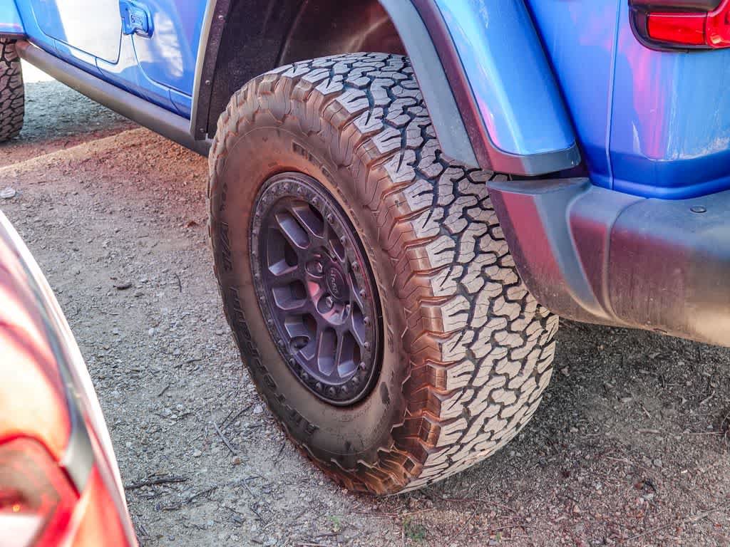 Used 2021 Jeep Wrangler Unlimited Rubicon w/ Xtreme Recon 35" Tire Package AWD/4WD image 17