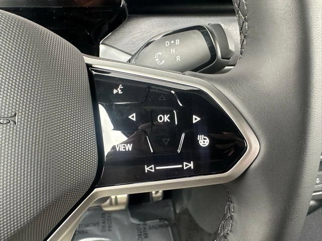 New 2025 Volkswagen ID. Buzz Pro S RWD image 25