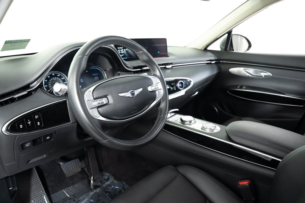 Used 2025 Genesis GV70 2.5T AWD/4WD image 26