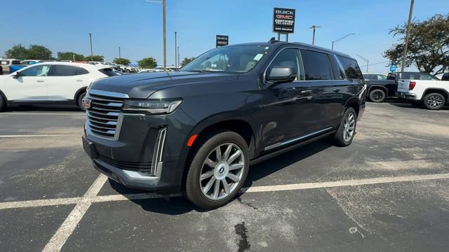 Used 2022 Cadillac Escalade ESV Premium Luxury Platinum AWD/4WD image 4
