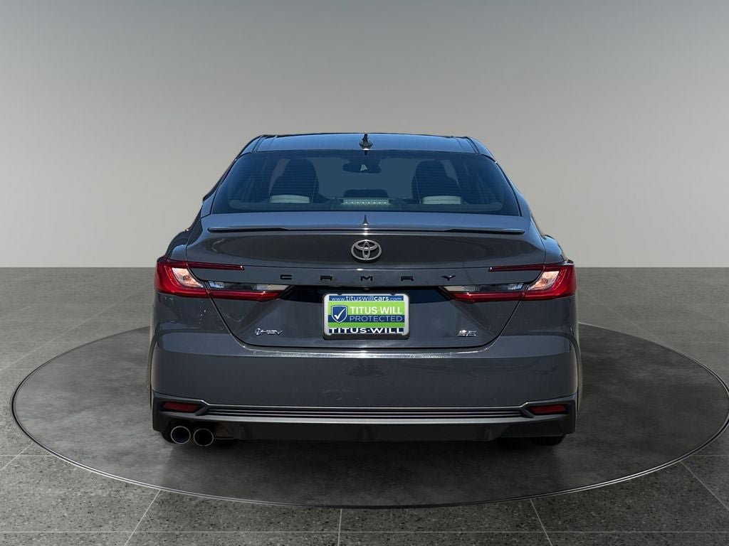 Used 2025 Toyota Camry SE FWD image 8