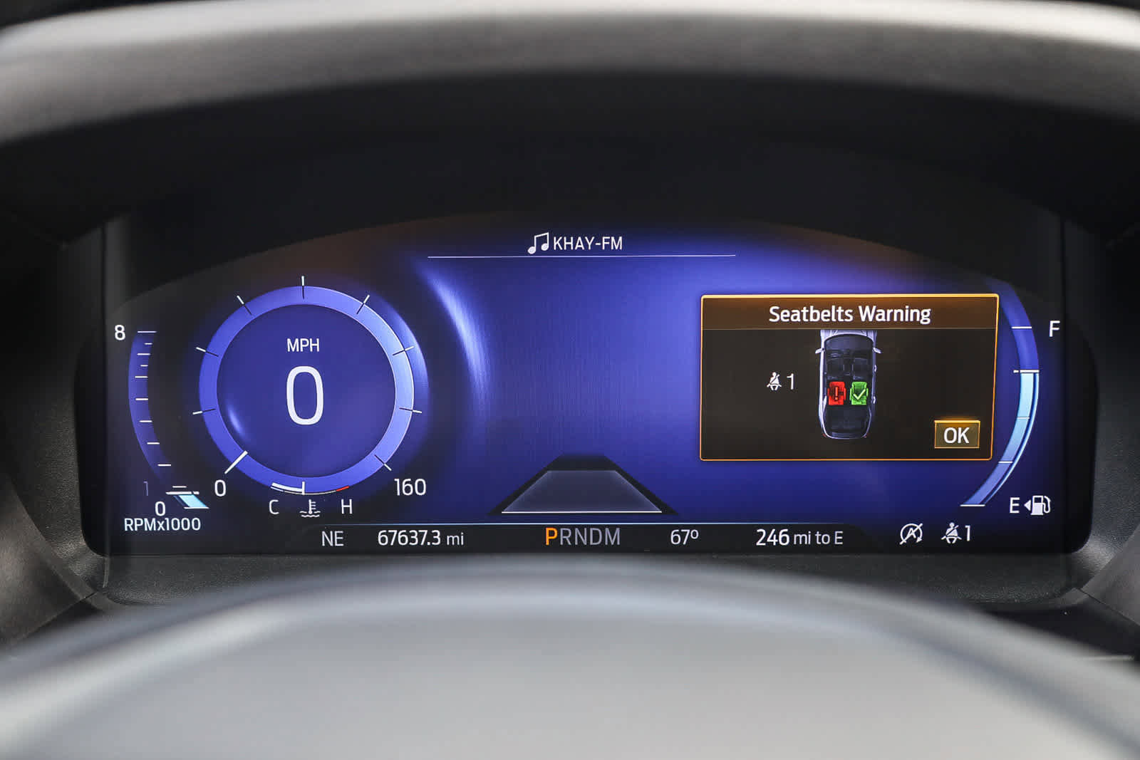 Used 2020 Ford Explorer Platinum w/ Premium Technology Package image 23