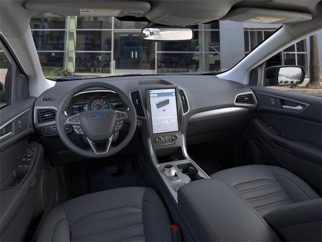New 2024 Ford Edge SEL image 9