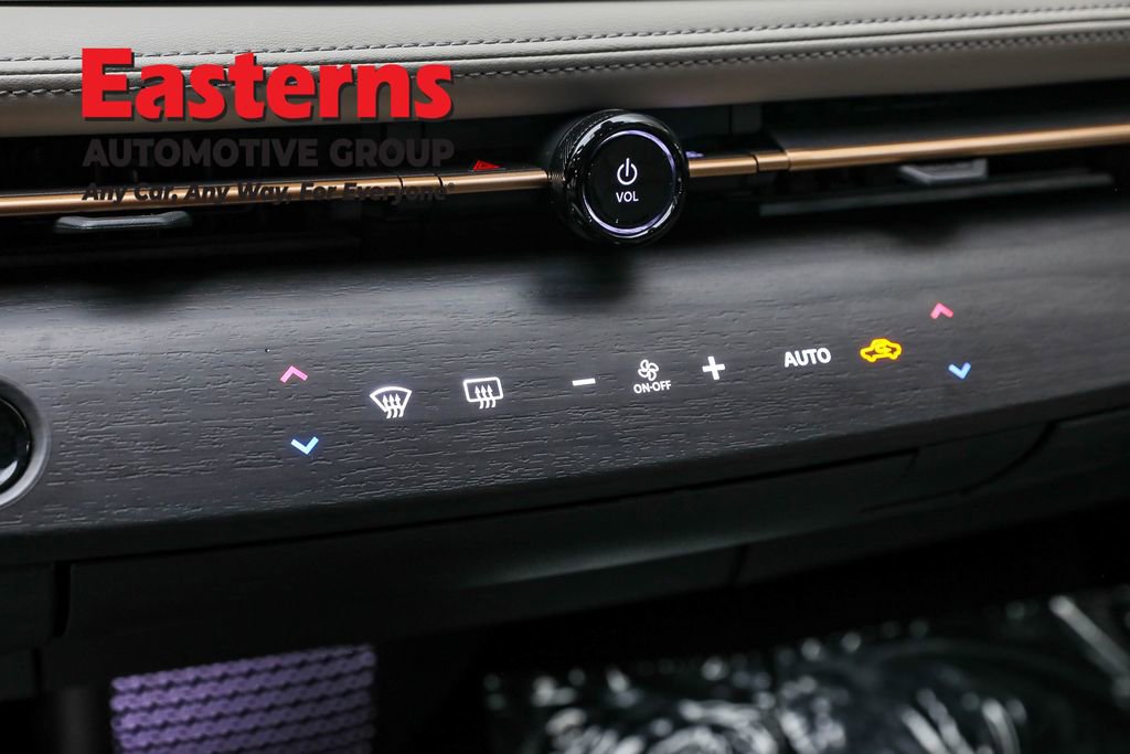 Used 2023 Nissan Ariya AWD image 20