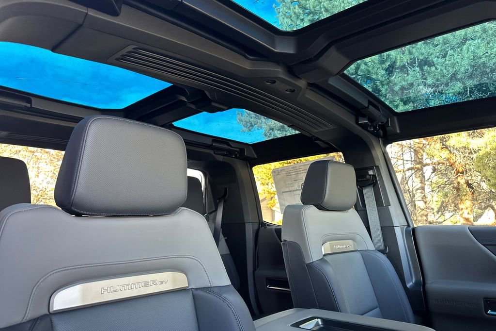 New 2025 GMC Hummer EV 2X w/ Extreme Off-Road Package AWD/4WD image 13