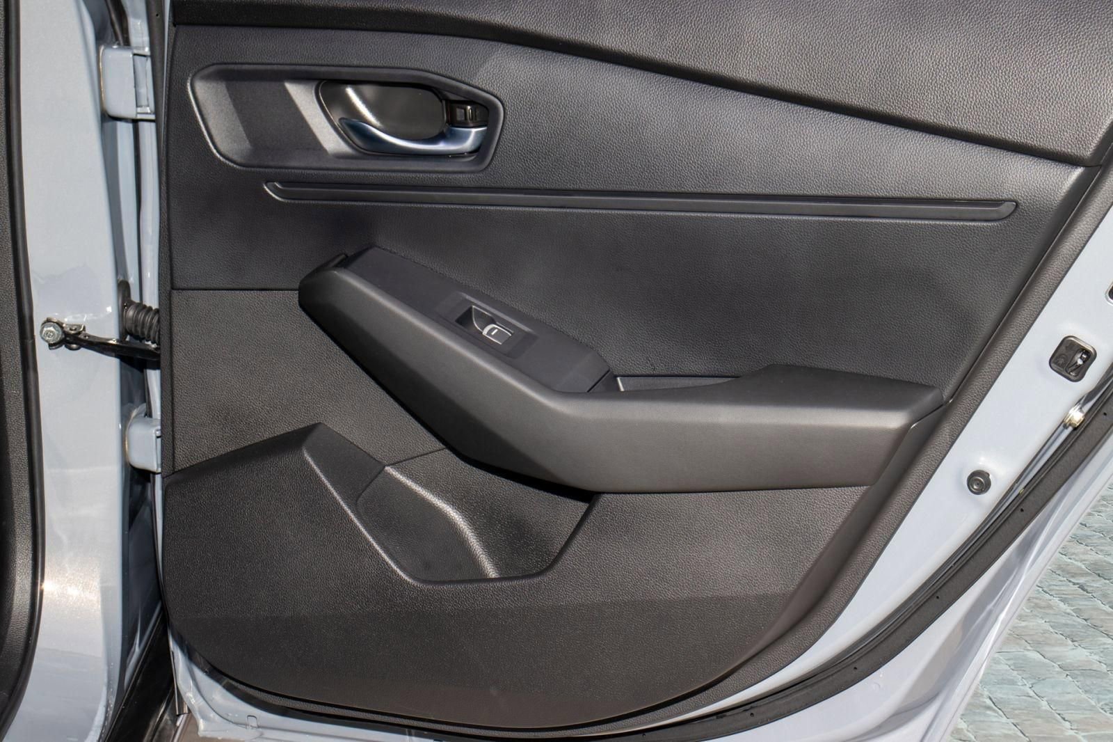 Certified 2025 Honda Accord SE image 13