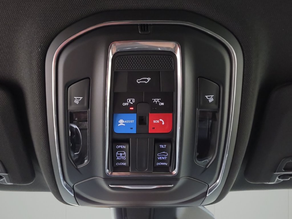 New 2027 Jeep Grand Cherokee Laredo X AWD/4WD image 27
