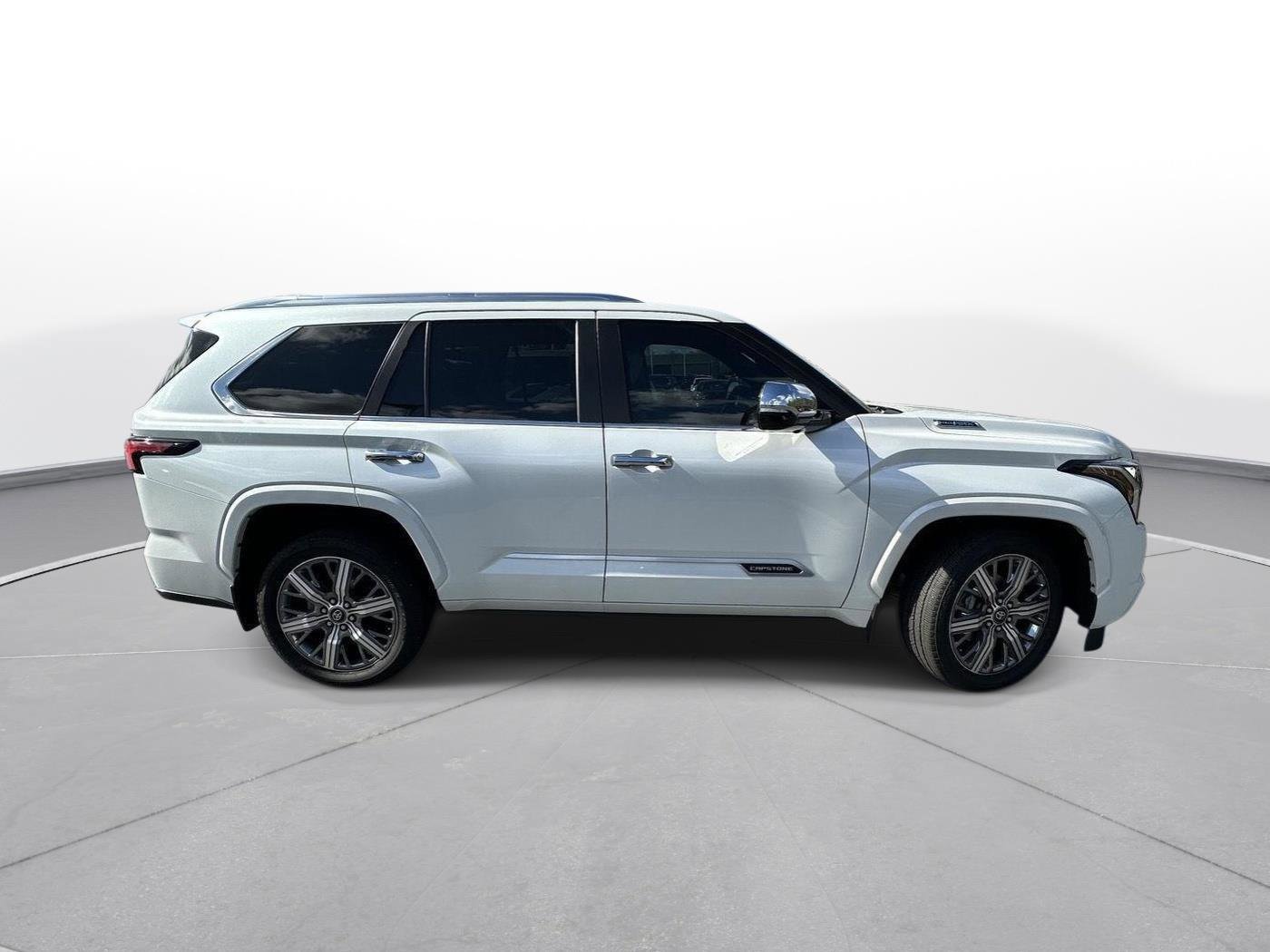 Certified 2025 Toyota Sequoia Capstone image 5