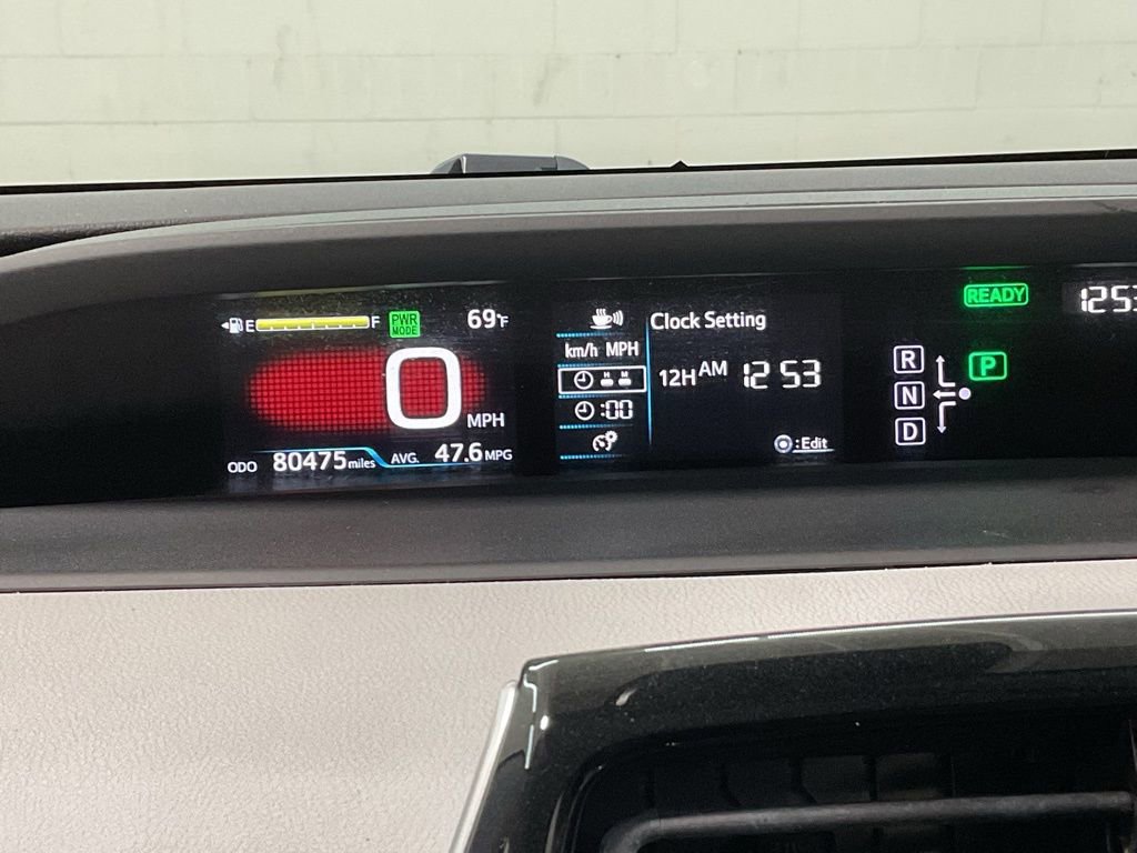 Used 2017 Toyota Prius Two image 12