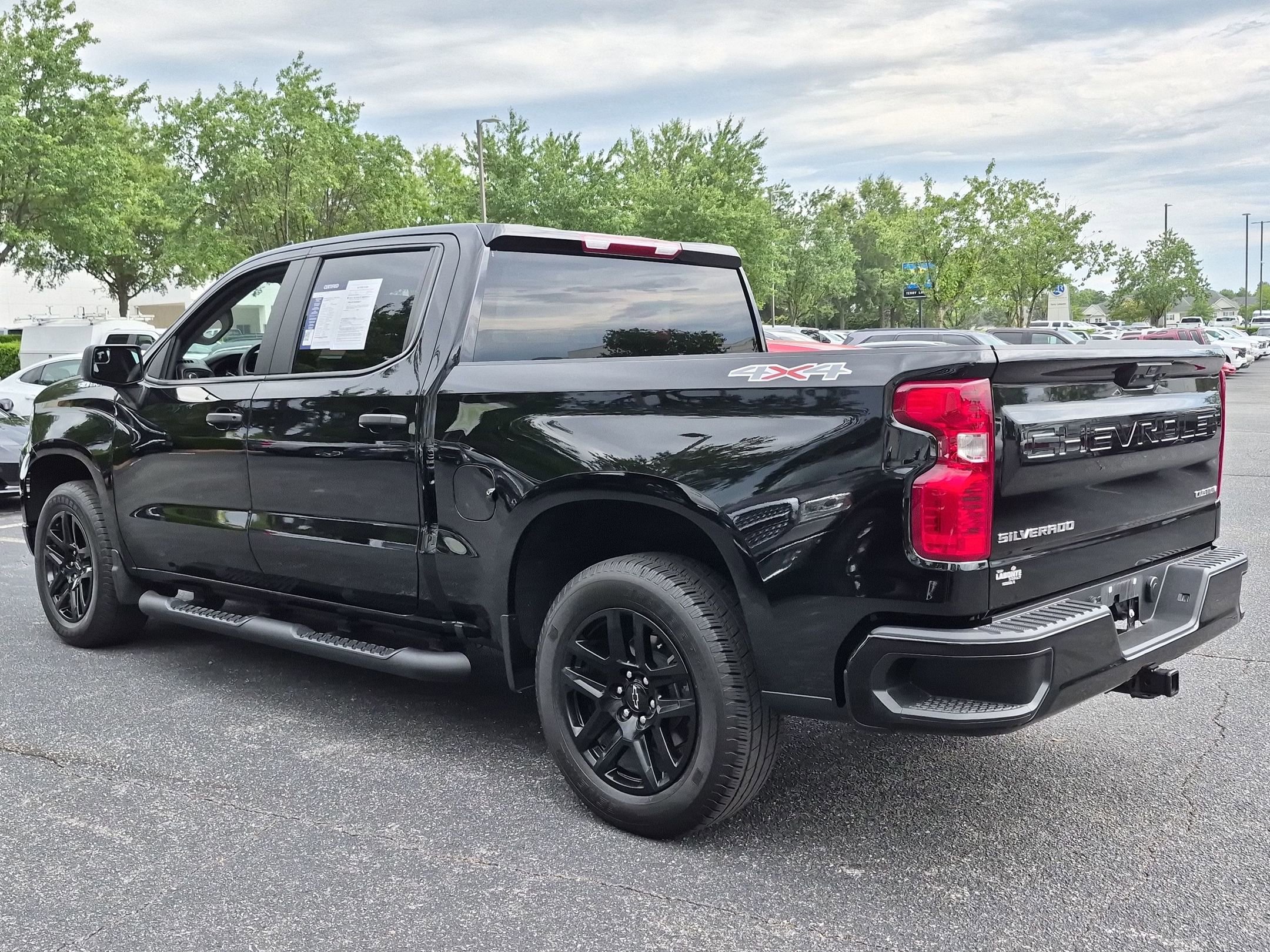 Used 2024 Chevrolet Silverado 1500 Custom AWD/4WD image 8
