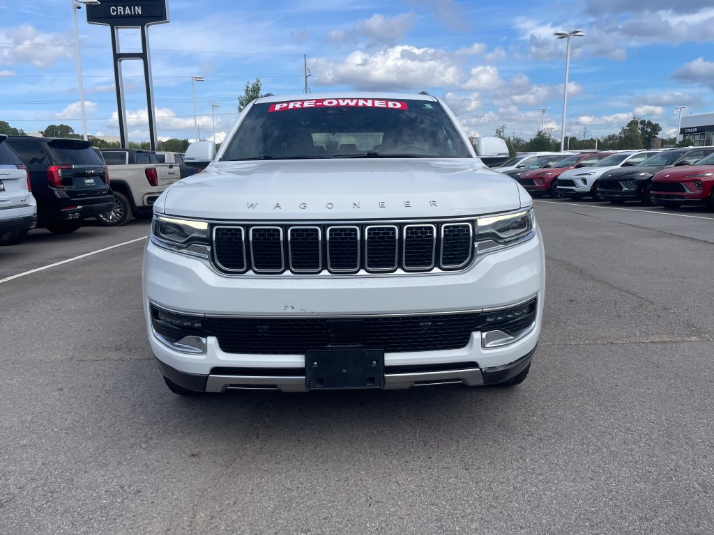 Used 2022 Jeep Wagoneer Series III AWD/4WD image 2