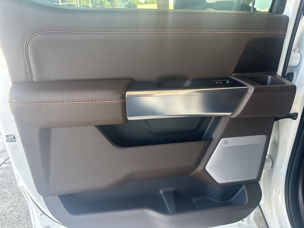 New 2025 Ford F350 King Ranch w/ Chrome Package image 16