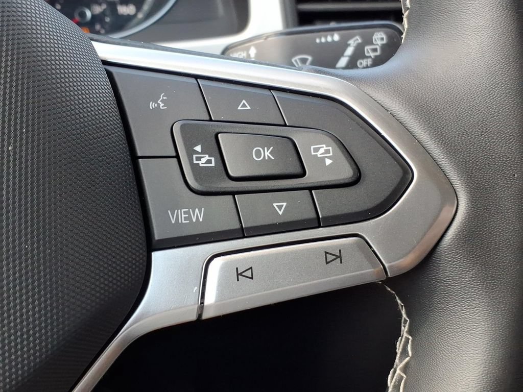 Used 2021 Volkswagen Atlas SE FWD image 29