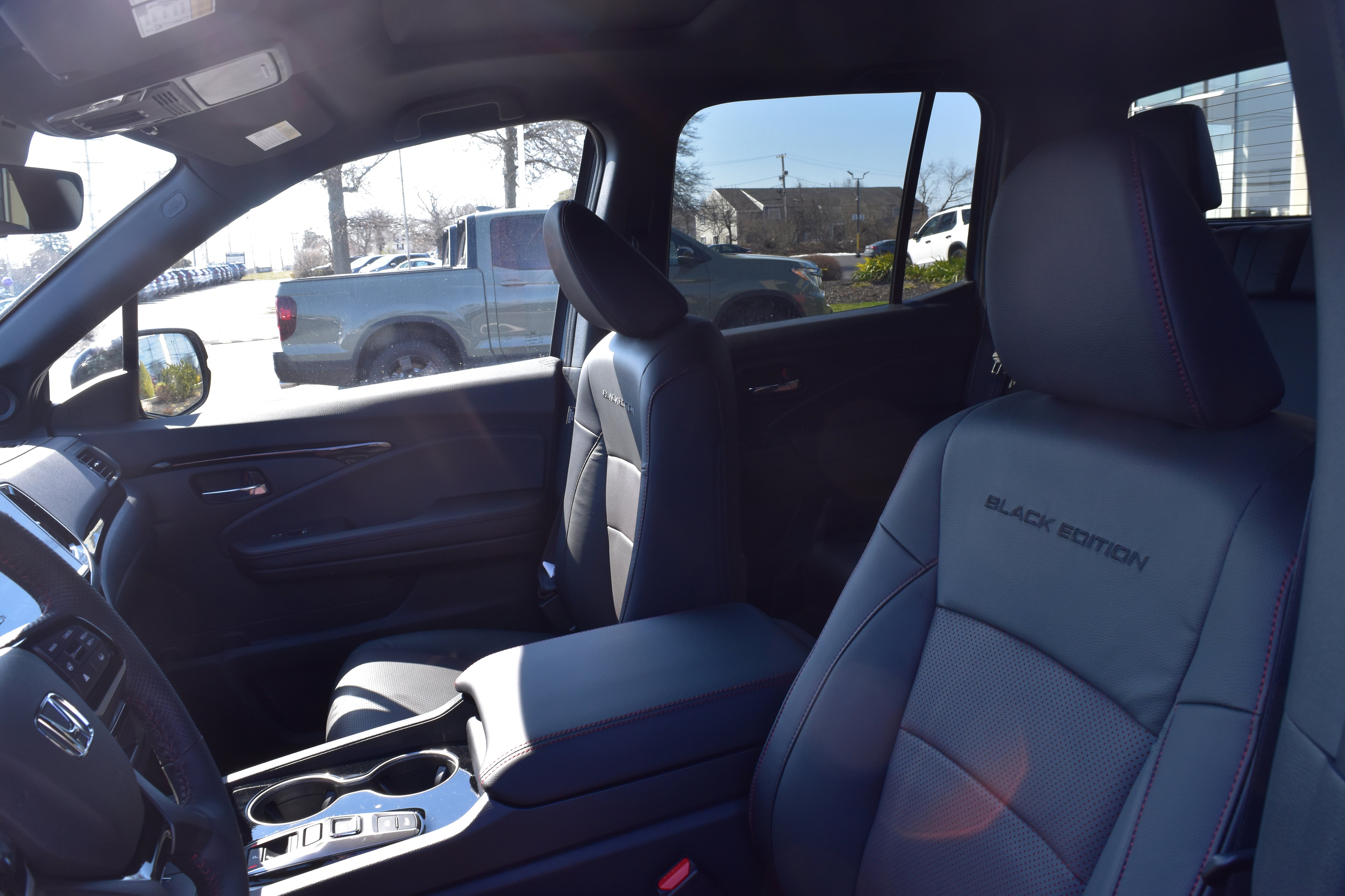 New 2026 Honda Ridgeline Black Edition image 9