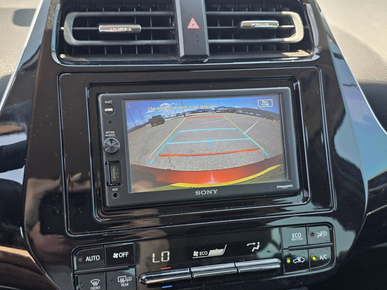 Used 2017 Toyota Prius Four Touring FWD image 11