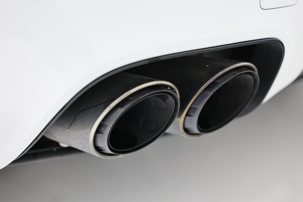 Certified 2025 Porsche Cayenne GTS AWD/4WD image 15