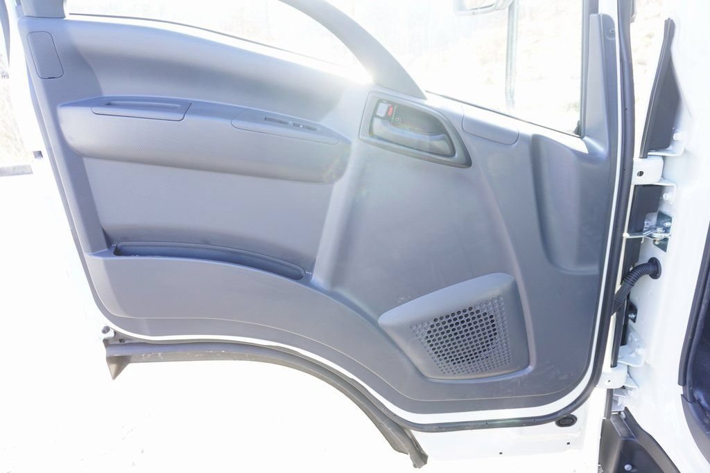 New 2024 Chevrolet Low Cab Forward RWD image 9