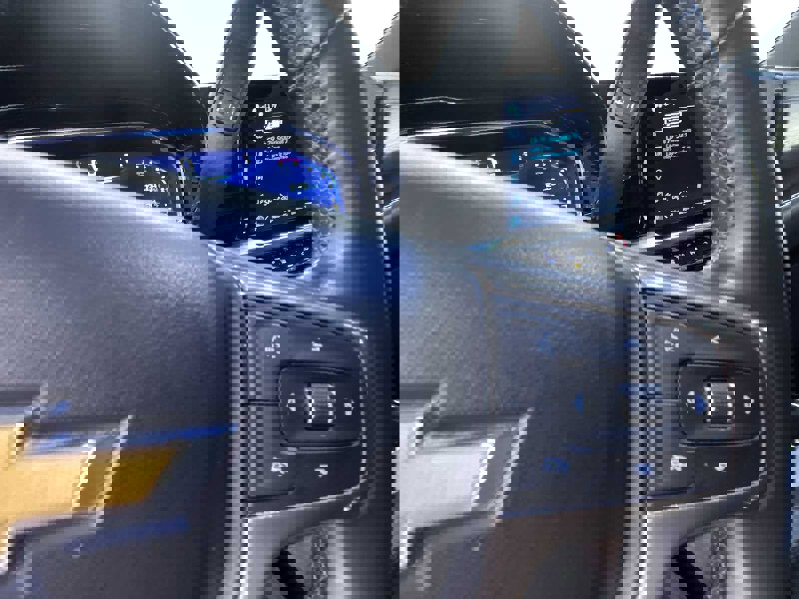 Used 2024 Chevrolet Silverado 2500 High Country w/ High Country Premium Package image 18