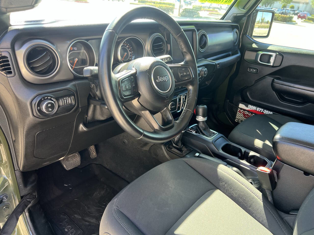Used 2021 Jeep Gladiator Sport image 37