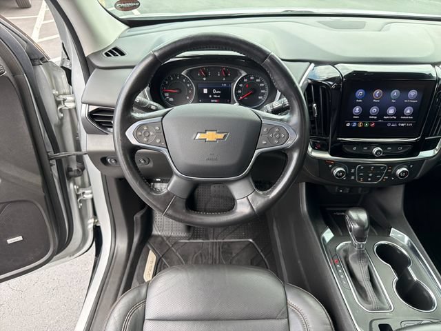 Used 2021 Chevrolet Traverse Premier w/ Redline Edition AWD/4WD image 15
