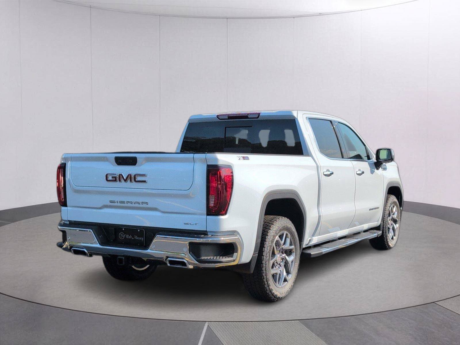 New 2026 GMC Sierra 1500 SLT w/ SLT Premium Plus Package AWD/4WD image 6