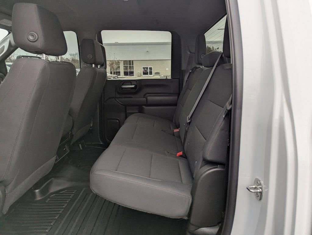 Used 2024 Chevrolet Silverado 3500 W/T image 16