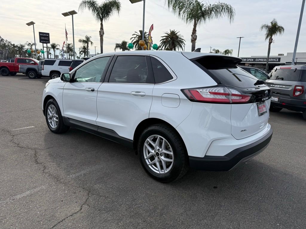 Used 2024 Ford Edge SEL image 4