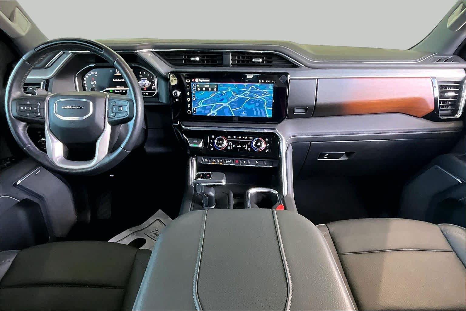 Used 2025 GMC Sierra 1500 Denali AWD/4WD image 16