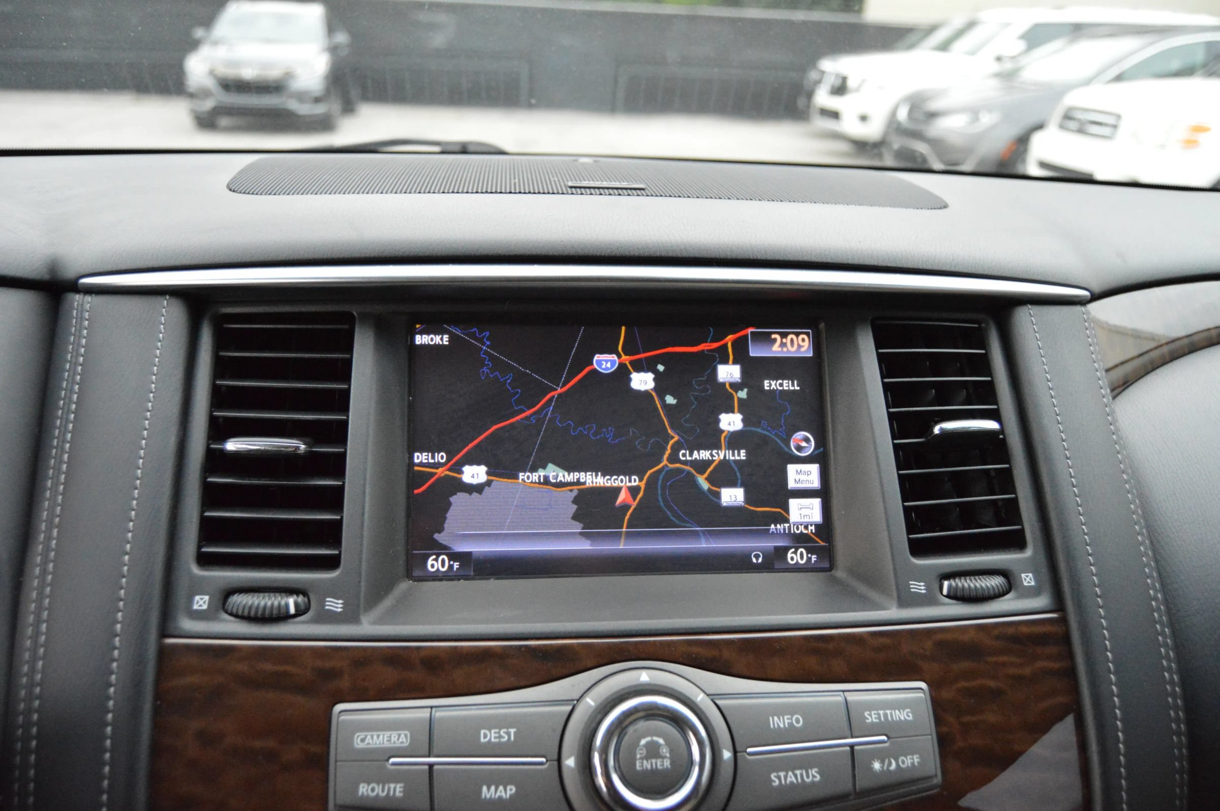 Used 2017 Nissan Armada Platinum w/ Captain Seat Package RWD image 15